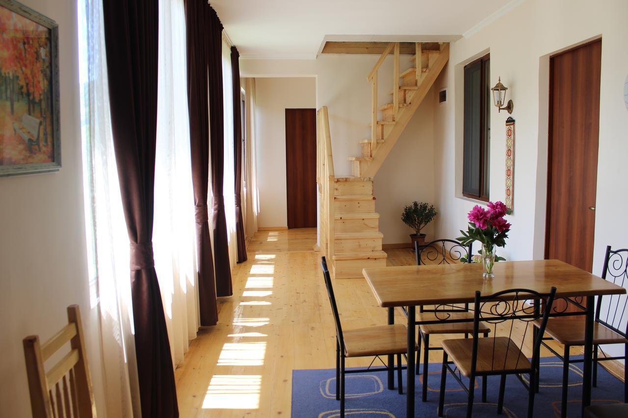 Village House Mestia Exterior photo